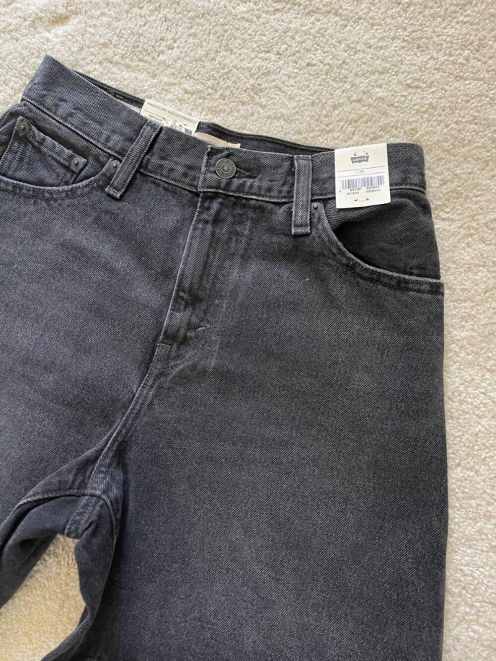 NWT Premium Levi's High Rise Baggy Shorts Black Wash Size 25 - Picture 2 of 11
